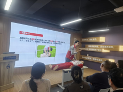 学院将继续结合其他学院